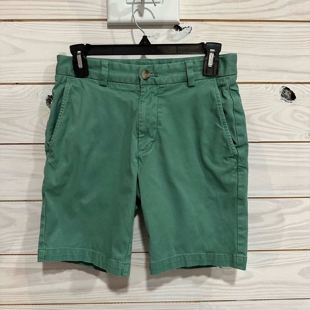 Vineyard Vines Green Flat Front Shorts